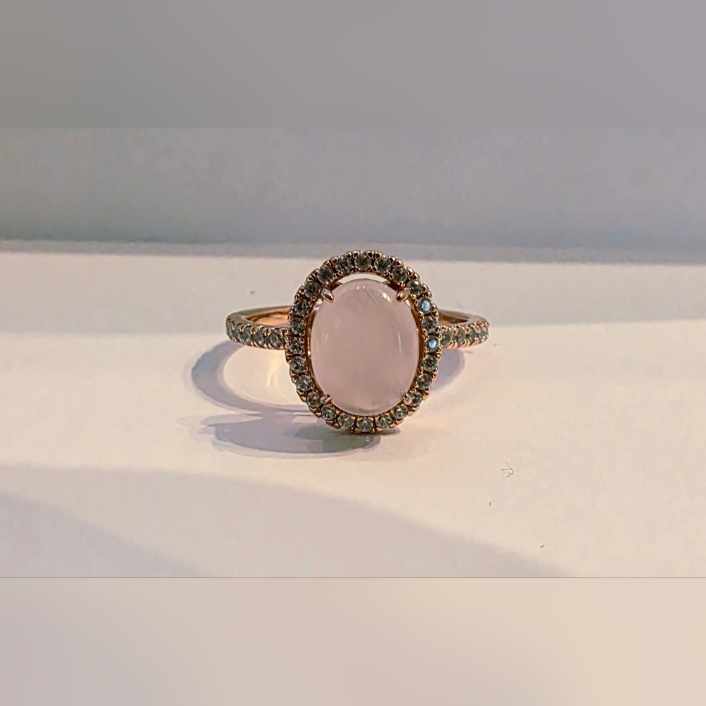 Elegant Rose Gold and Moonstone Ring